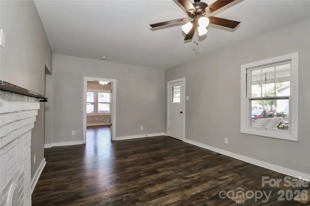 313 Dingler Avenue Mooresville NC 28115