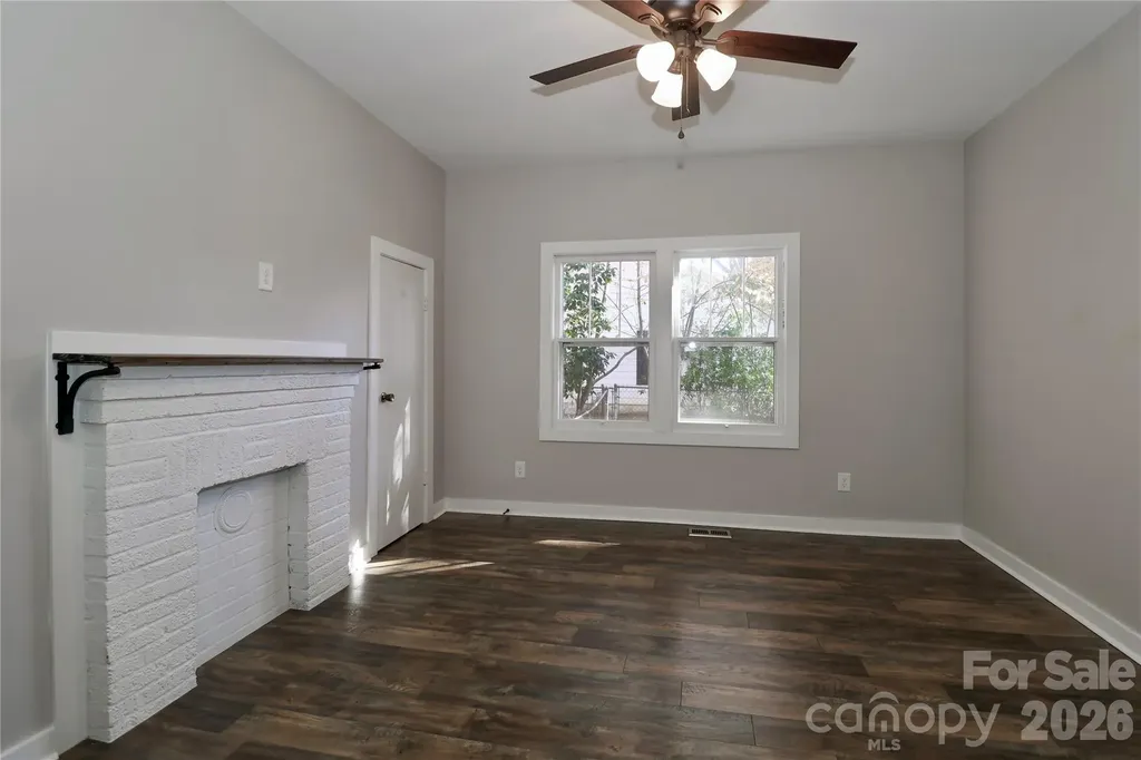 313 Dingler Avenue Mooresville NC 28115