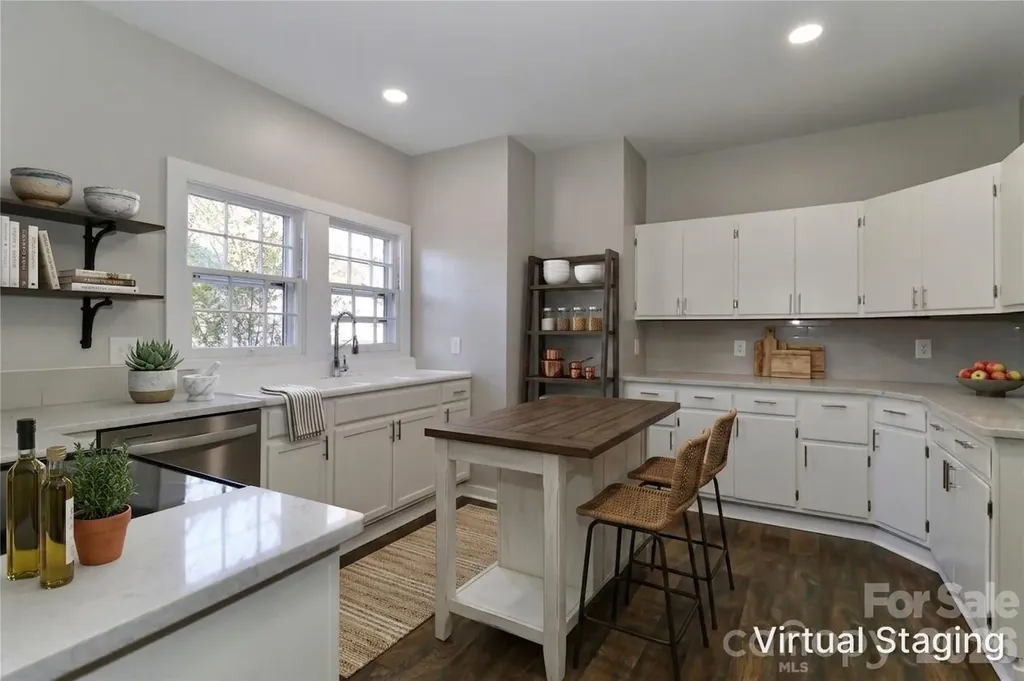 313 Dingler Avenue Mooresville NC 28115