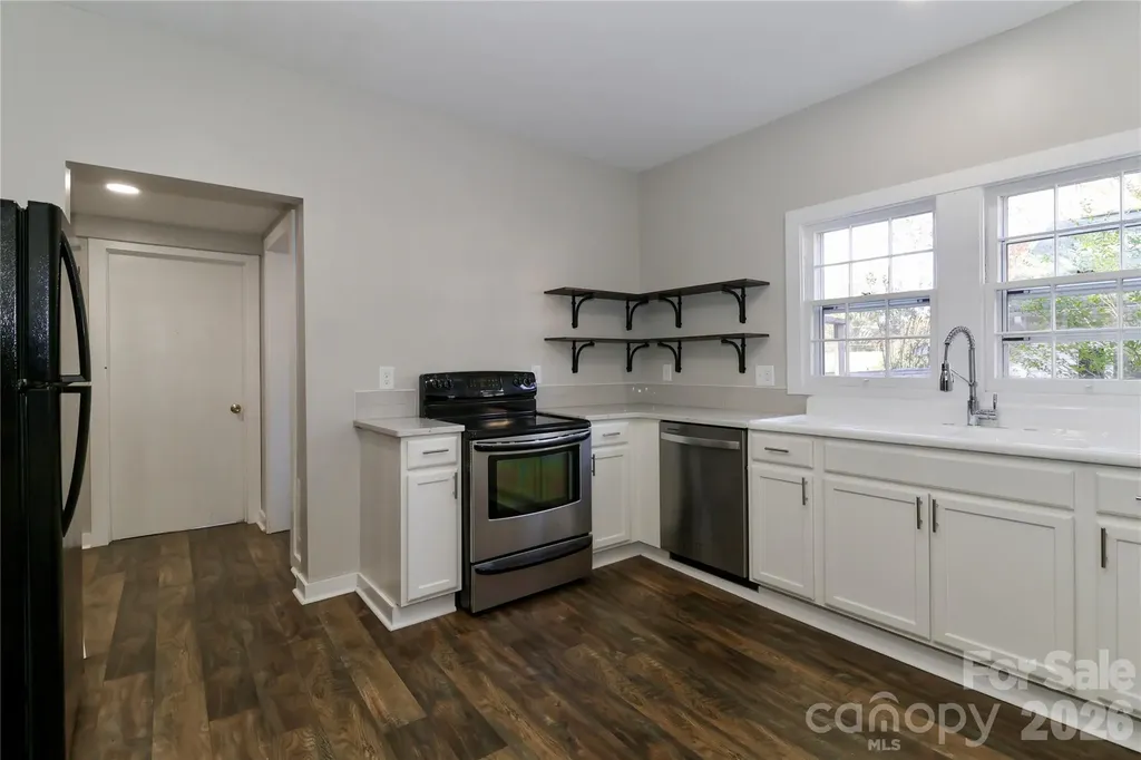 313 Dingler Avenue Mooresville NC 28115