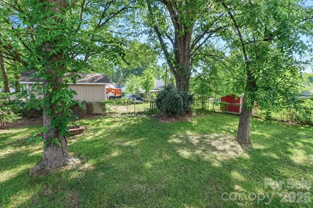 313 Dingler Avenue Mooresville NC 28115