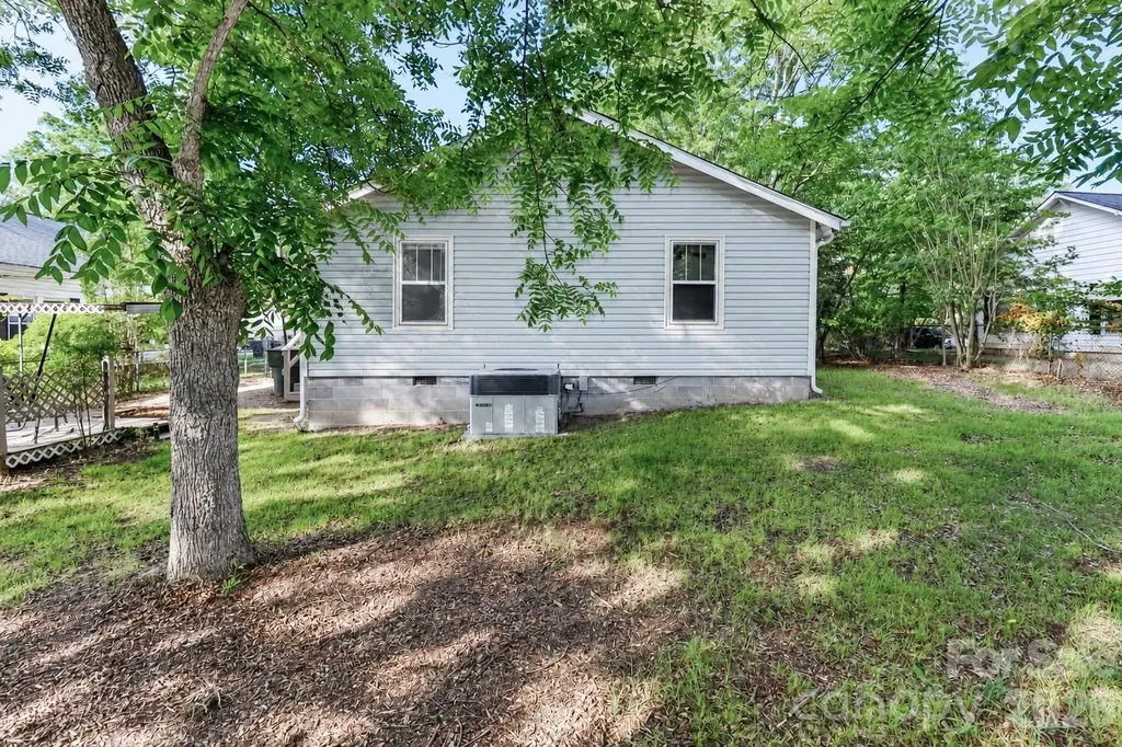 313 Dingler Avenue Mooresville NC 28115