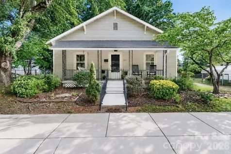 313 Dingler Avenue Mooresville NC 28115