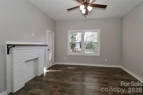 313 Dingler Avenue Mooresville NC 28115