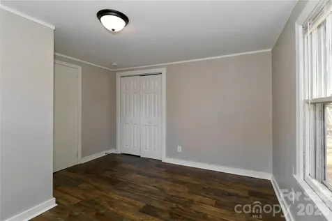313 Dingler Avenue Mooresville NC 28115