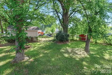 313 Dingler Avenue Mooresville NC 28115