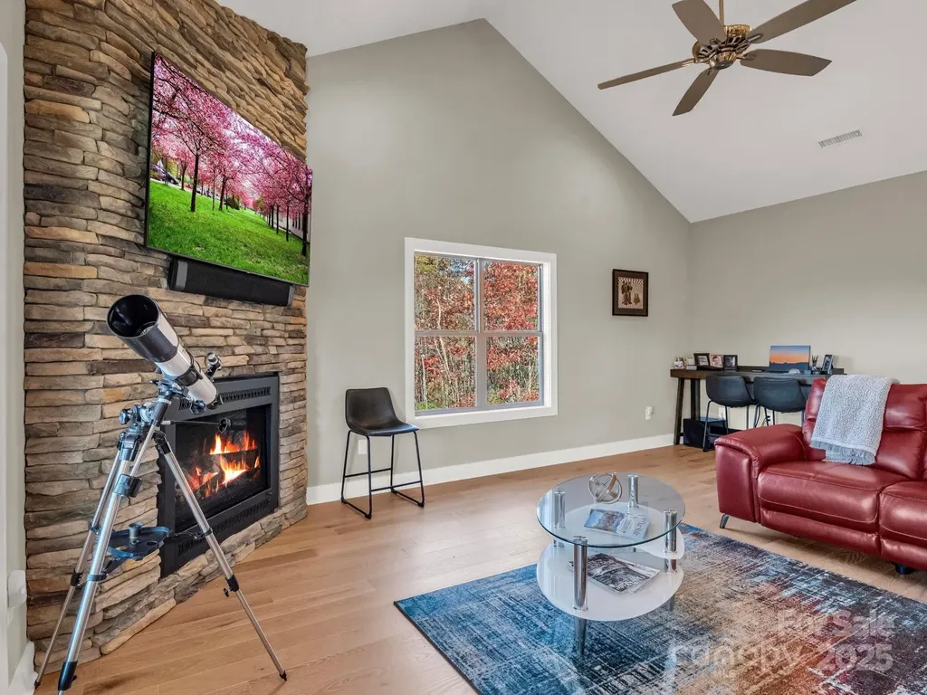 5588 Table View Lane Lenoir NC 28645