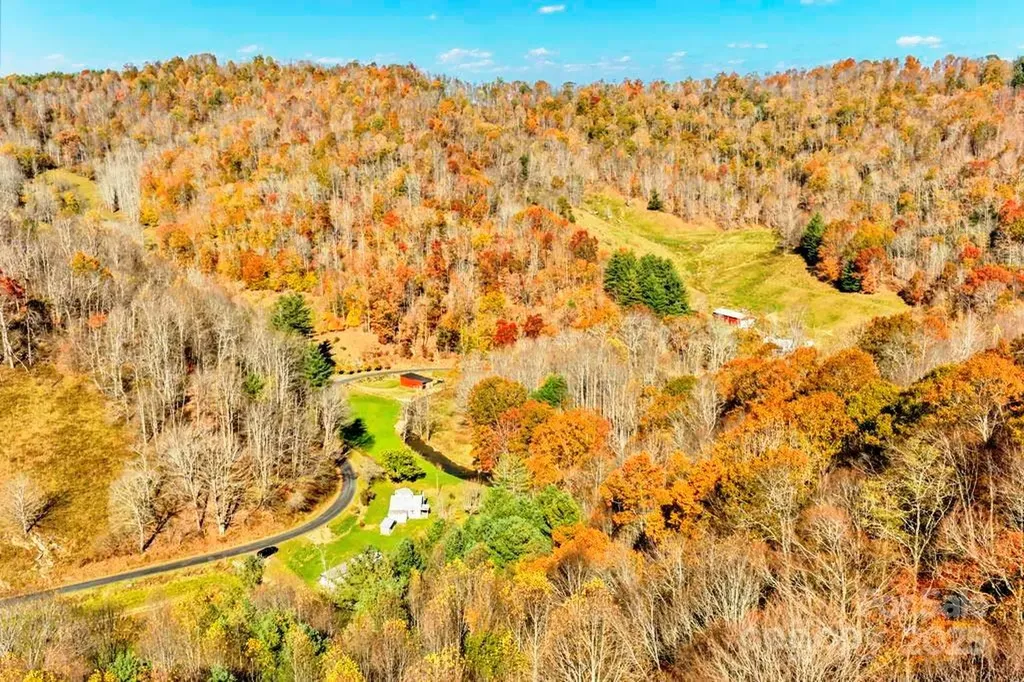 Tbd E Little Horse Creek Road Lansing NC 28643