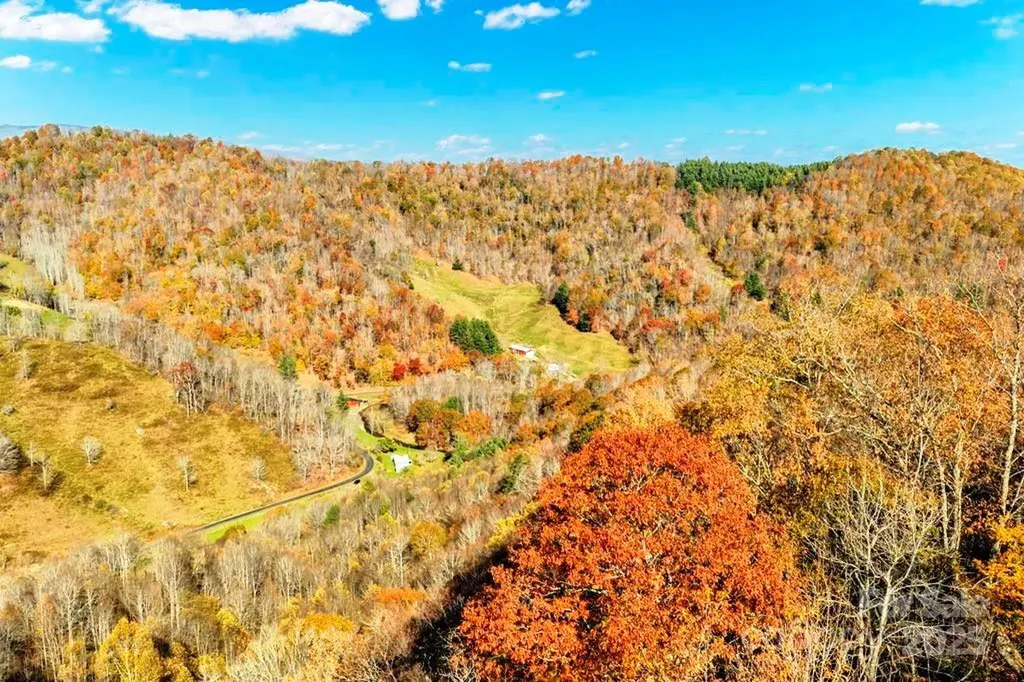 Tbd E Little Horse Creek Road Lansing NC 28643