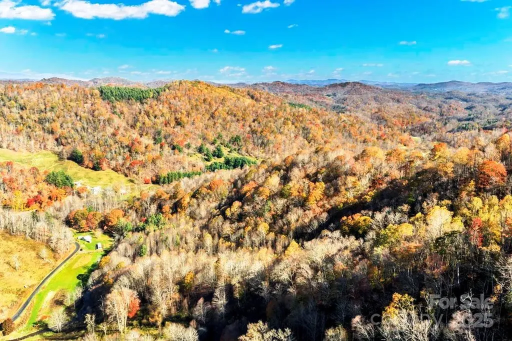 Tbd E Little Horse Creek Road Lansing NC 28643