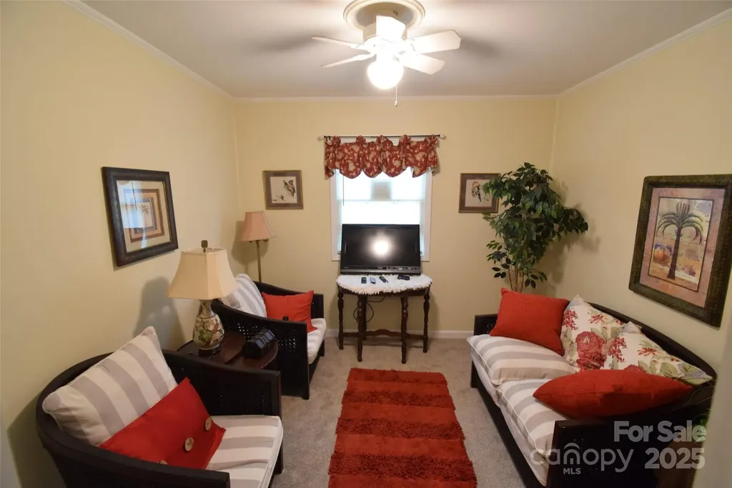 623 S New Hope Road Gastonia NC 28054