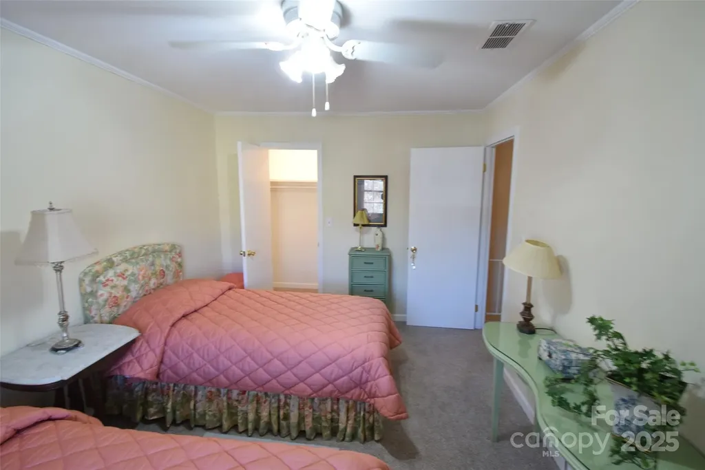 623 S New Hope Road Gastonia NC 28054