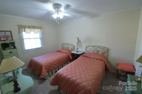 623 S New Hope Road Gastonia NC 28054