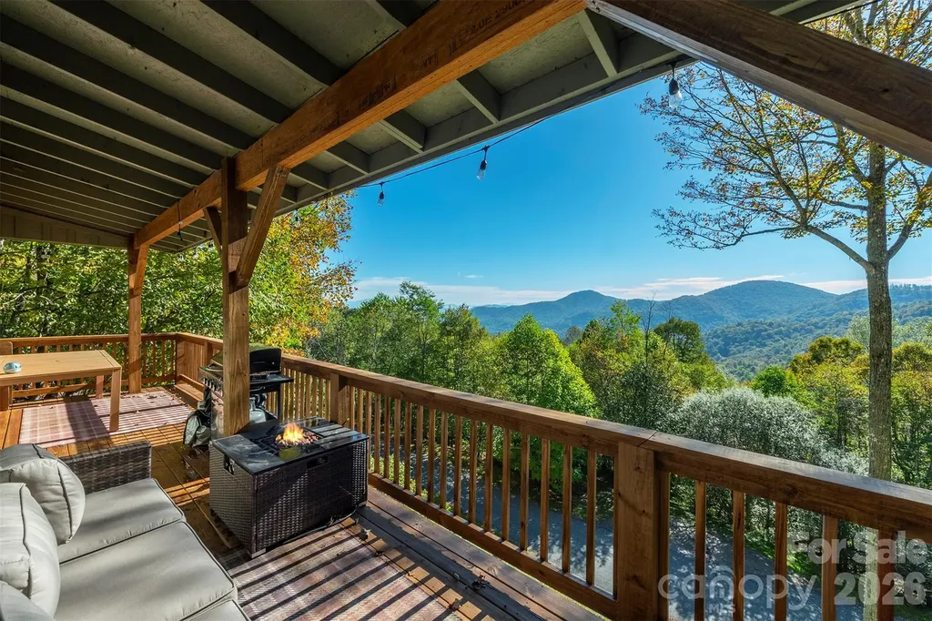 322 Goldenleaf Road Mars Hill NC 28754