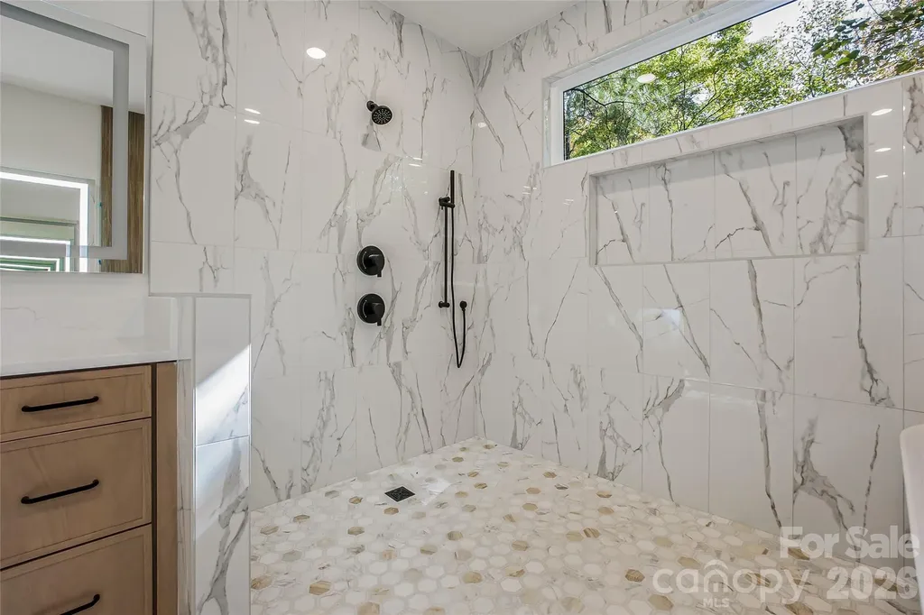 4221 Spring Street Matthews NC 28105