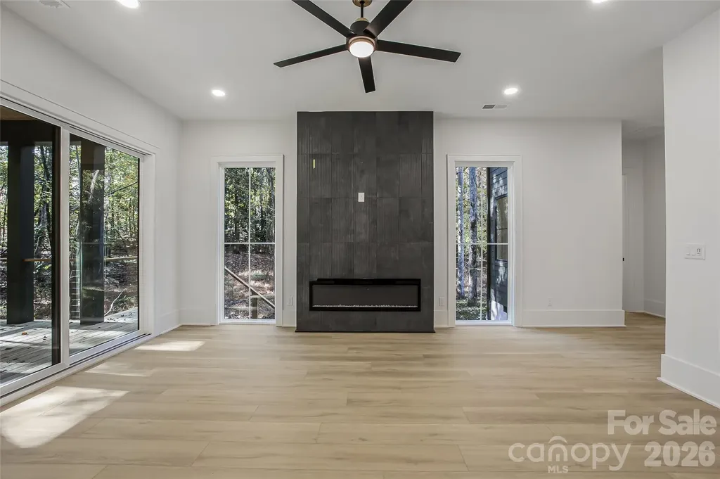 4221 Spring Street Matthews NC 28105