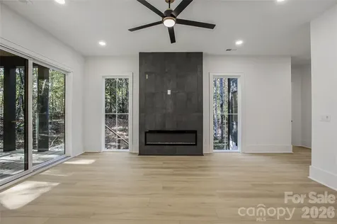 4221 Spring Street Matthews NC 28105