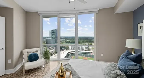 225 S Poplar Street Charlotte NC 28202