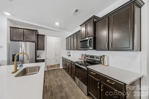 684 Candela Court York SC 29745