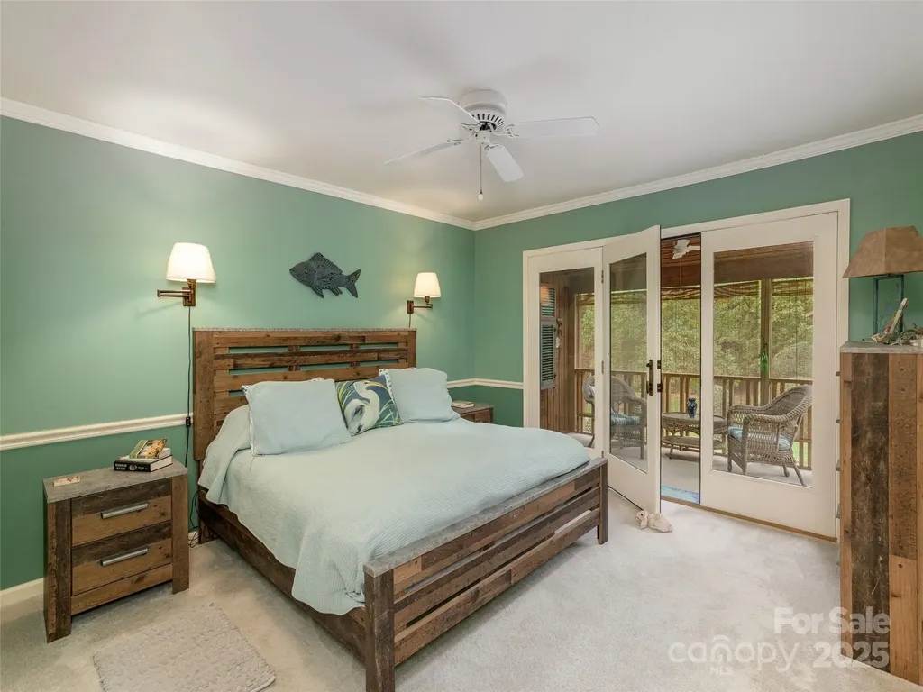 606 Red Oak Drive Hendersonville NC 28791