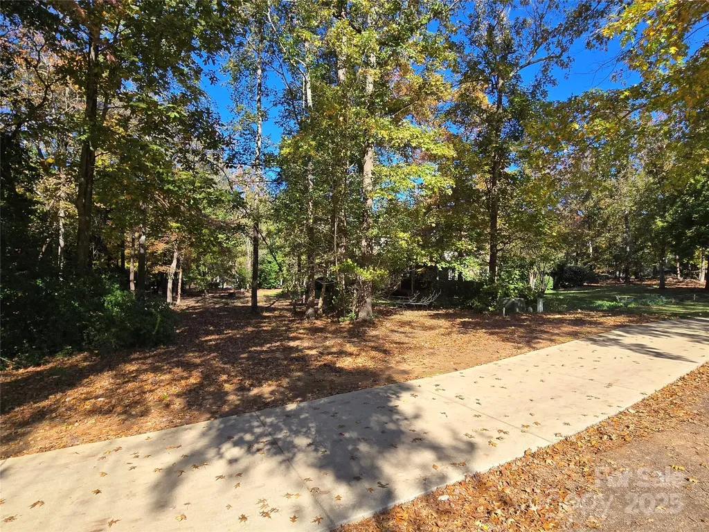 125 Swift Island Place Badin Lake NC 28127