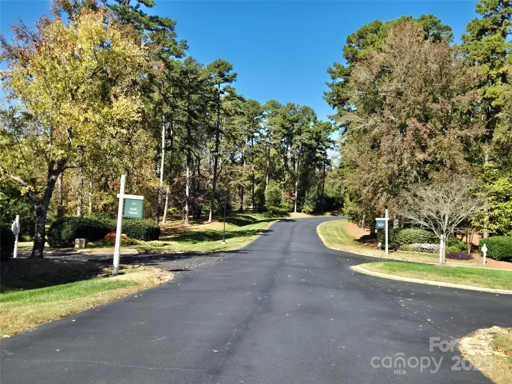 125 Swift Island Place Badin Lake NC 28127