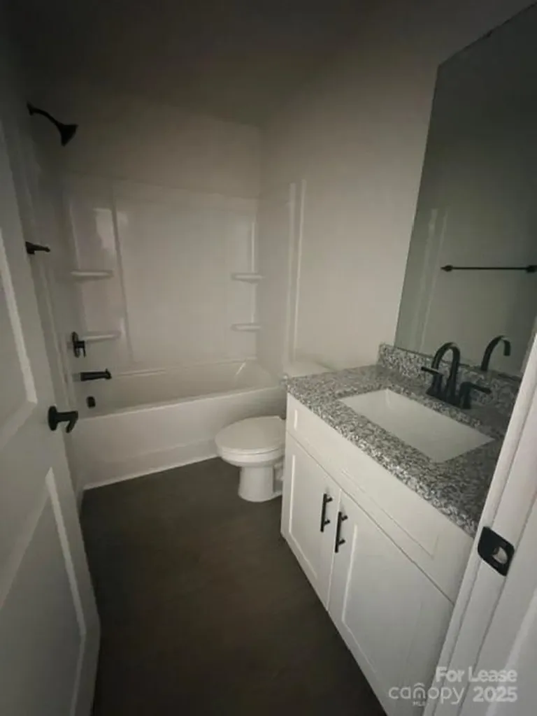 405 15th Avenue SW Hickory NC 28602
