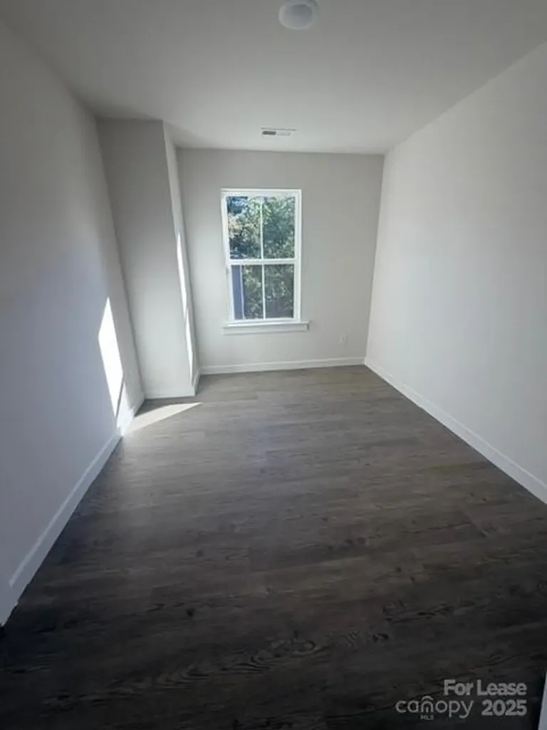 405 15th Avenue SW Hickory NC 28602