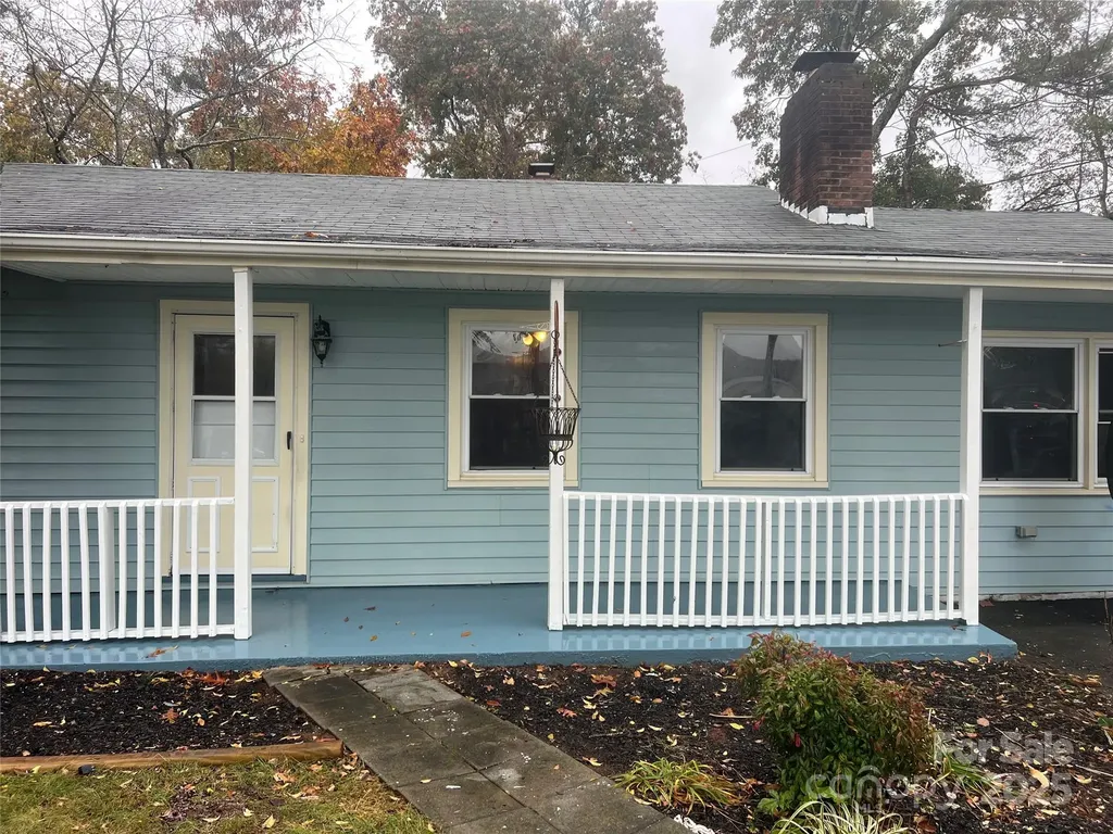 243 Governors View Asheville NC 28805
