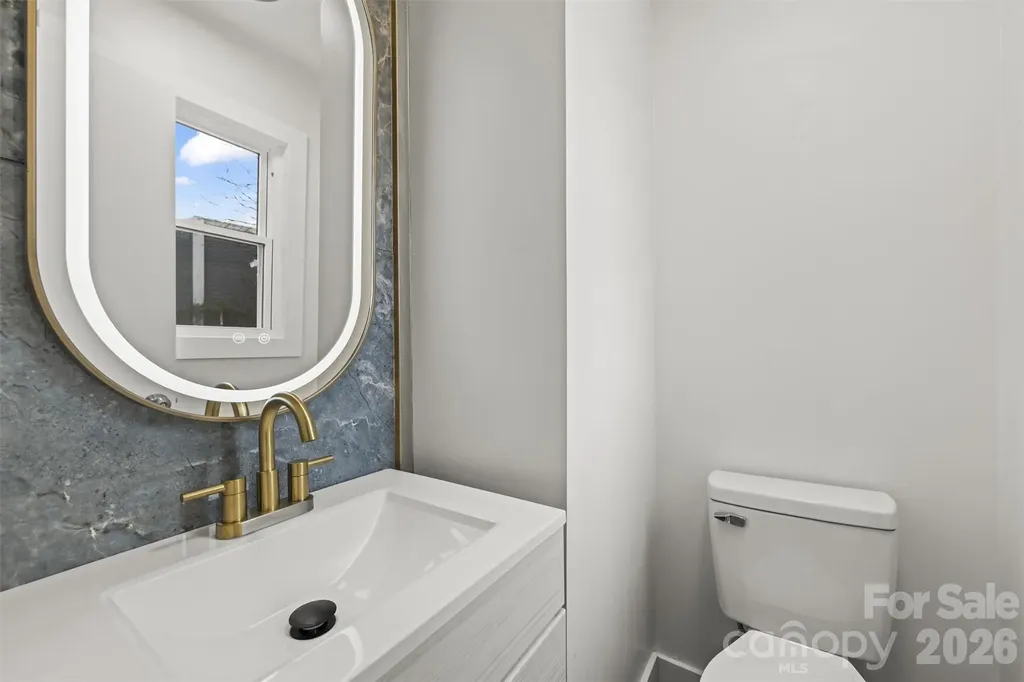 28 Pine Lane Asheville NC 28806