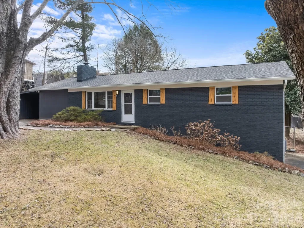28 Pine Lane Asheville NC 28806