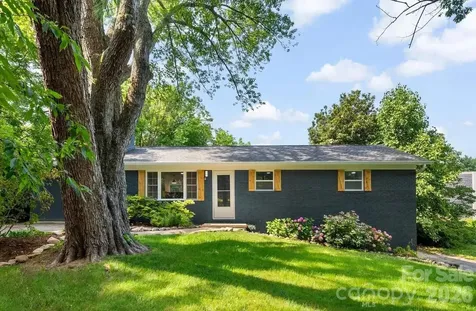 28 Pine Lane Asheville NC 28806
