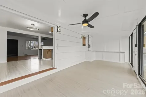 28 Pine Lane Asheville NC 28806