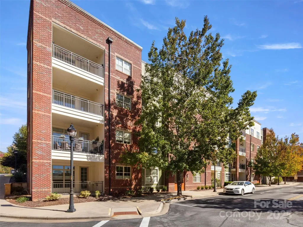 5 Farleigh Street Asheville NC 28803