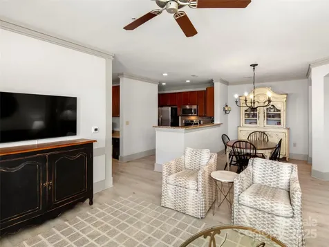 5 Farleigh Street Asheville NC 28803
