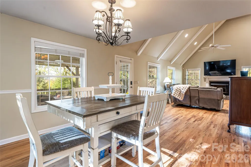 154 Presidential Drive Waynesville NC 28786