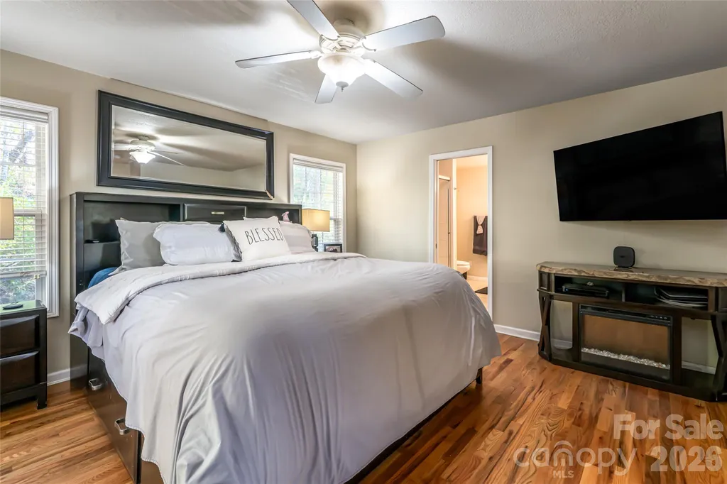 154 Presidential Drive Waynesville NC 28786
