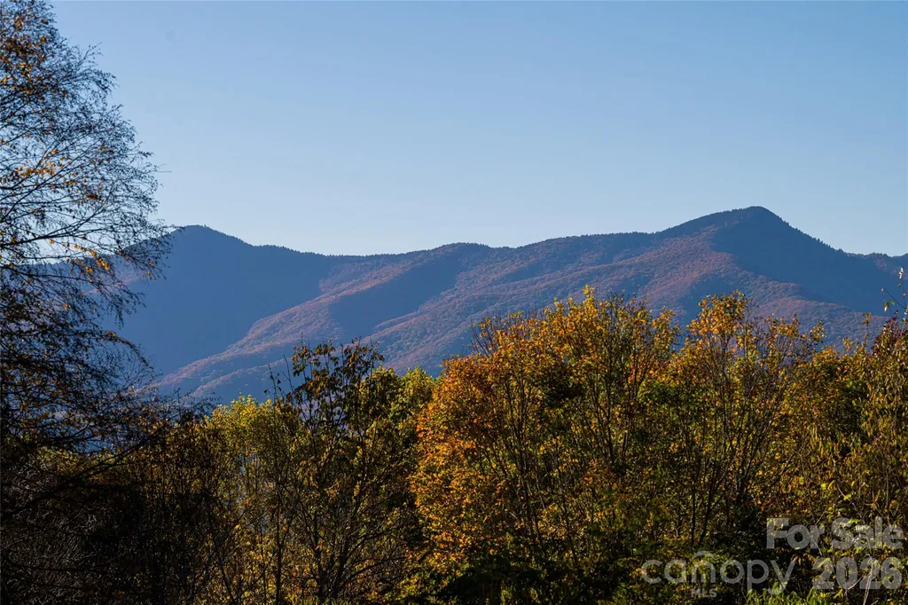 154 Presidential Drive Waynesville NC 28786