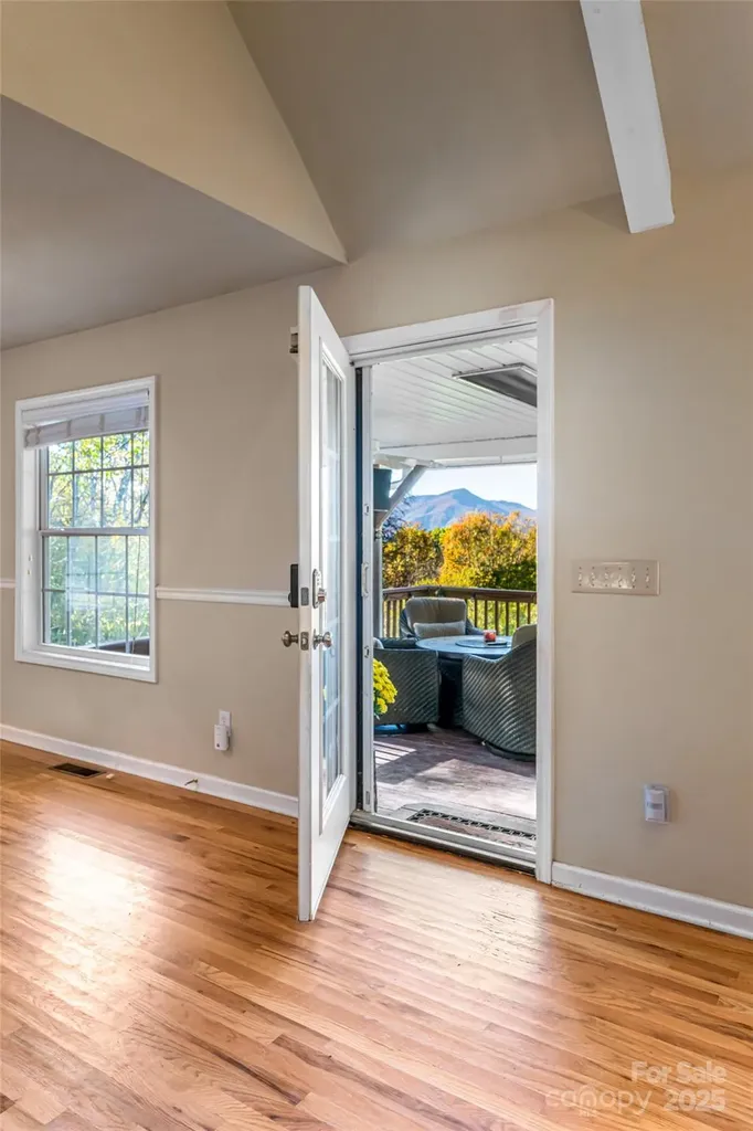 154 Presidential Drive Waynesville NC 28786