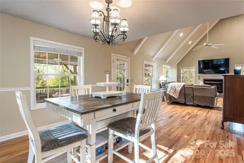 154 Presidential Drive Waynesville NC 28786