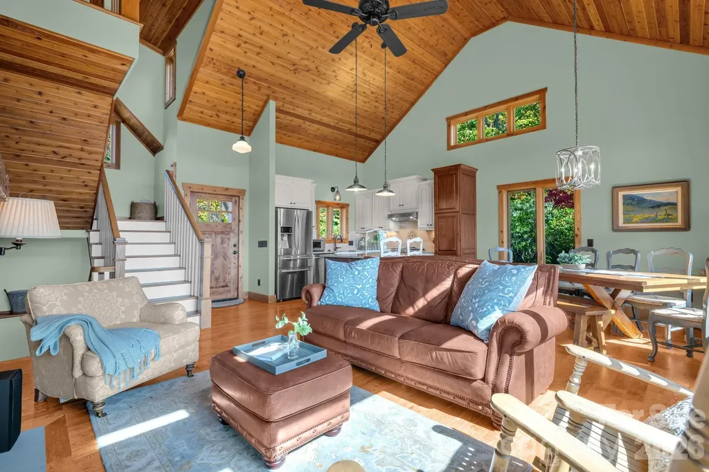 4092 Dense Acre Trail Nebo NC 28761