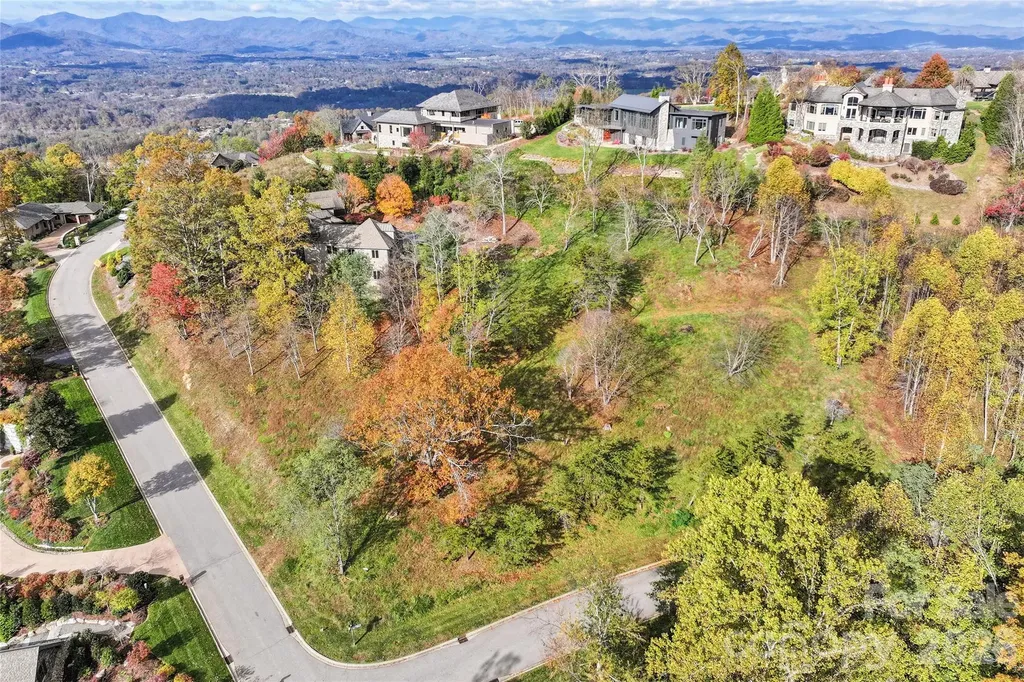 43 Summit Tower Circle Asheville NC 28804