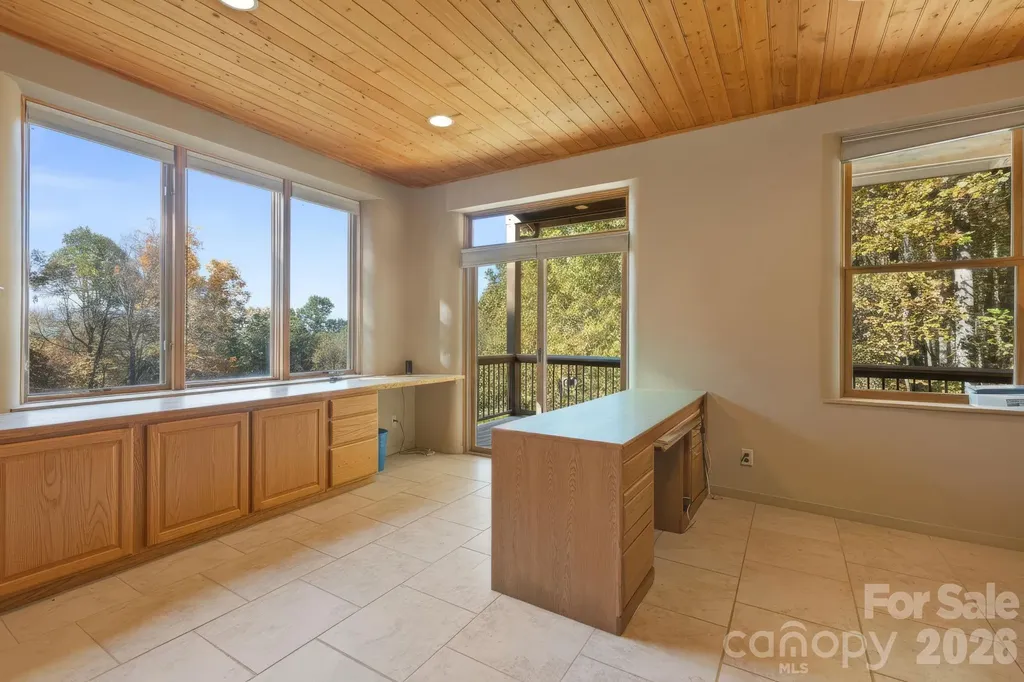 96 & 97 Old Cove Road Black Mountain NC 28711