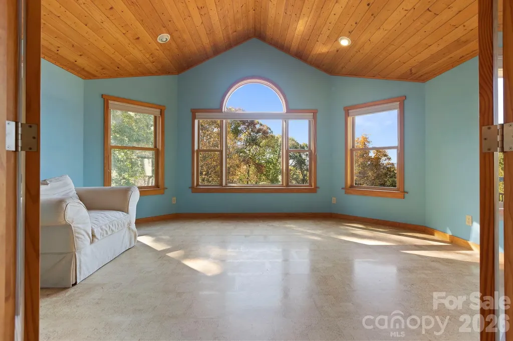 96 & 97 Old Cove Road Black Mountain NC 28711