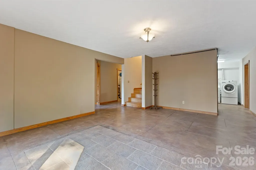 96 & 97 Old Cove Road Black Mountain NC 28711