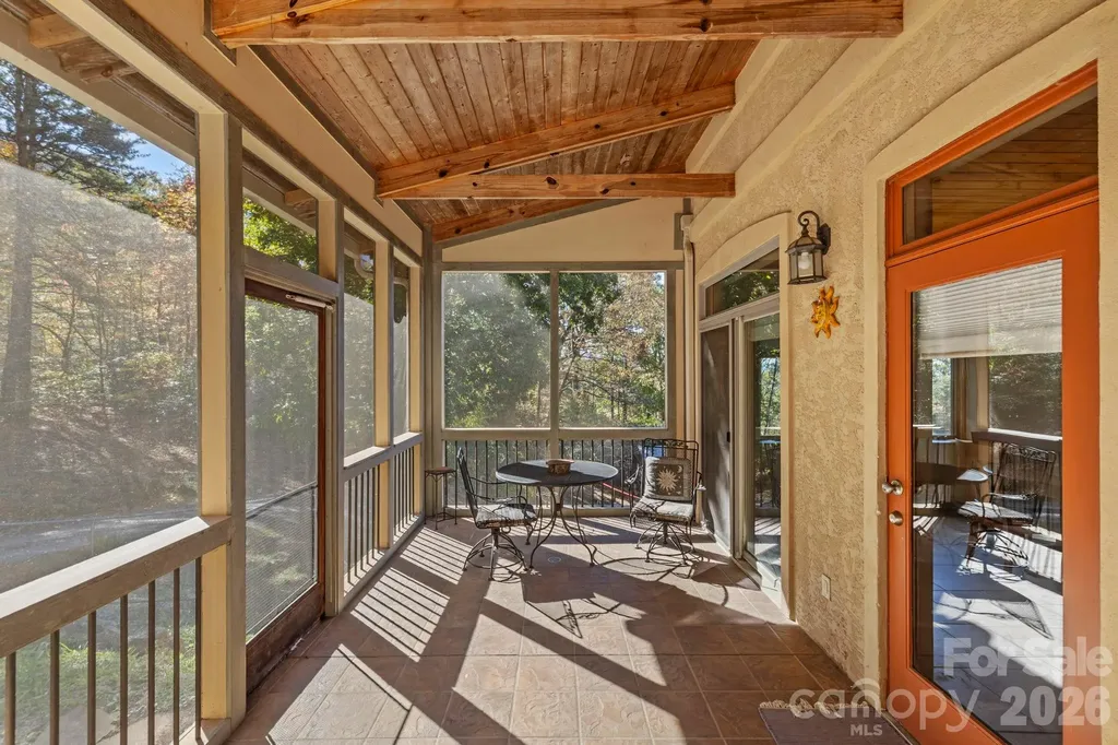 96 & 97 Old Cove Road Black Mountain NC 28711