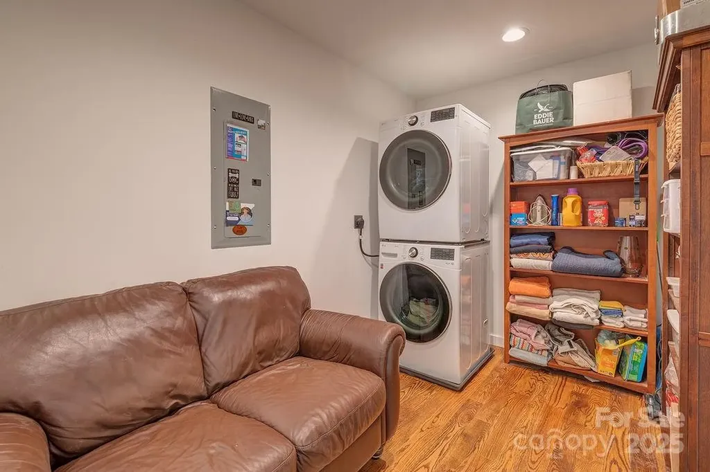 15 Edmond Woods Place Fairview NC 28730