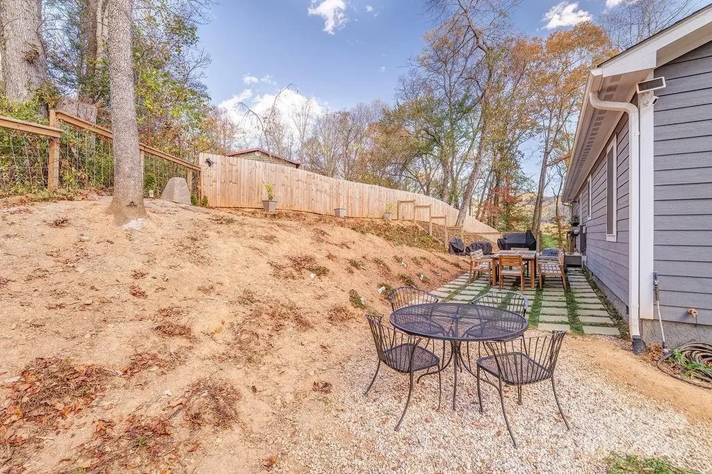 15 Edmond Woods Place Fairview NC 28730