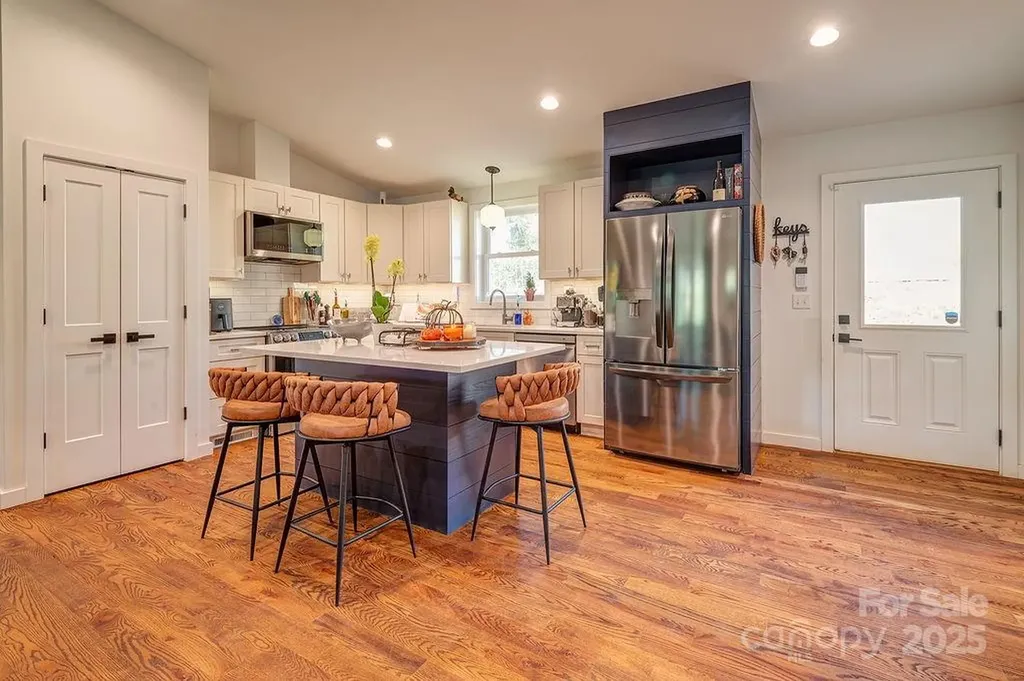 15 Edmond Woods Place Fairview NC 28730