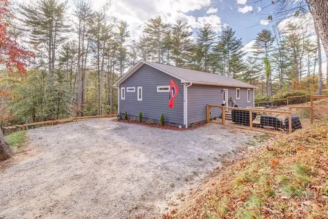 15 Edmond Woods Place Fairview NC 28730